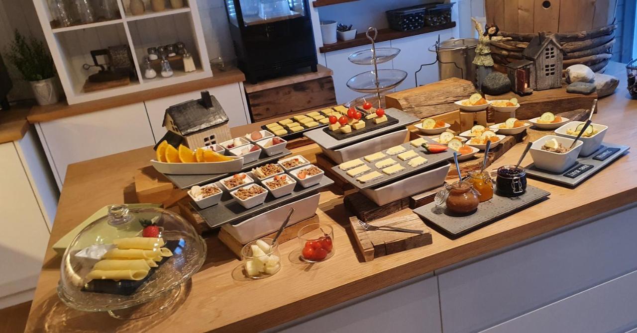 Yggdrasil Farmhotel Retreat, Spa & Yoga Straumsbukta Zewnętrze zdjęcie