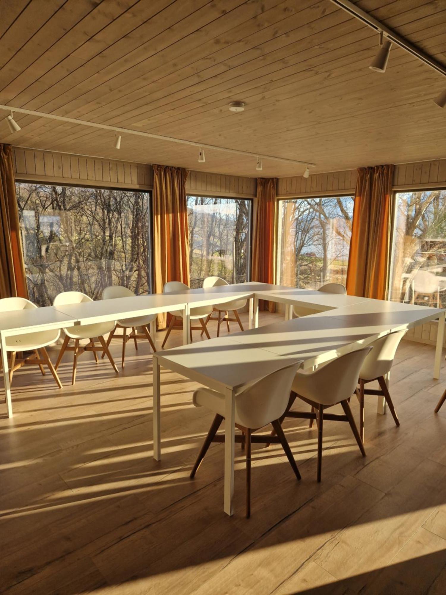 Yggdrasil Farmhotel Retreat, Spa & Yoga Straumsbukta Zewnętrze zdjęcie