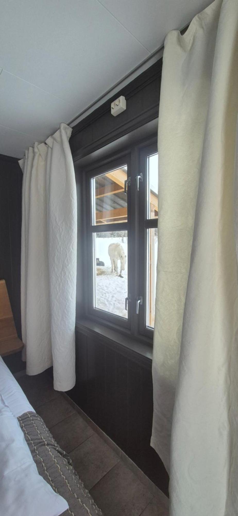 Yggdrasil Farmhotel Retreat, Spa & Yoga Straumsbukta Pokój zdjęcie