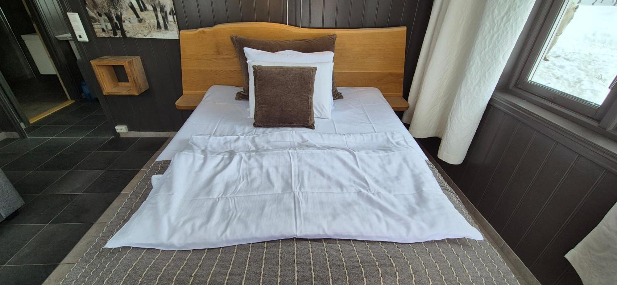 Yggdrasil Farmhotel Retreat, Spa & Yoga Straumsbukta Pokój zdjęcie