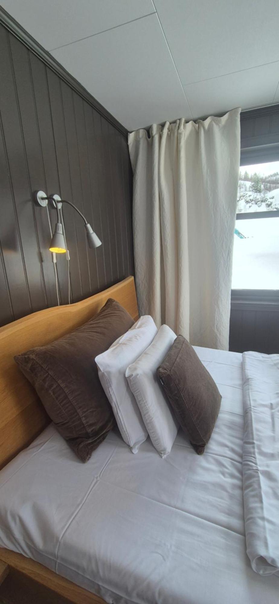 Yggdrasil Farmhotel Retreat, Spa & Yoga Straumsbukta Pokój zdjęcie